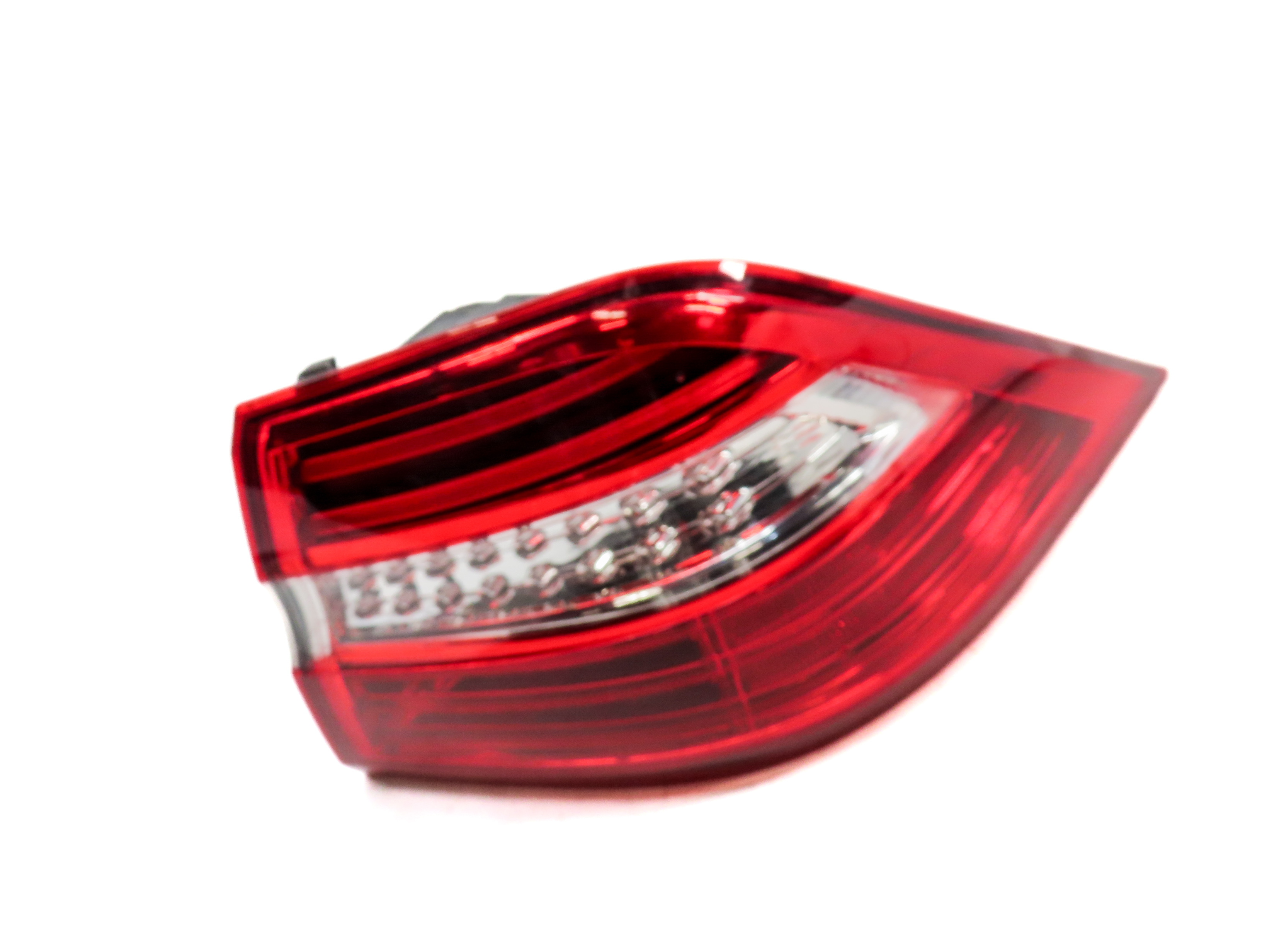 12-15 MERCEDES ML-CLASS (W166) REAR RIGHT PASSENGER LED TAILLIGHT BRAKE LIGHT — exact item pictured